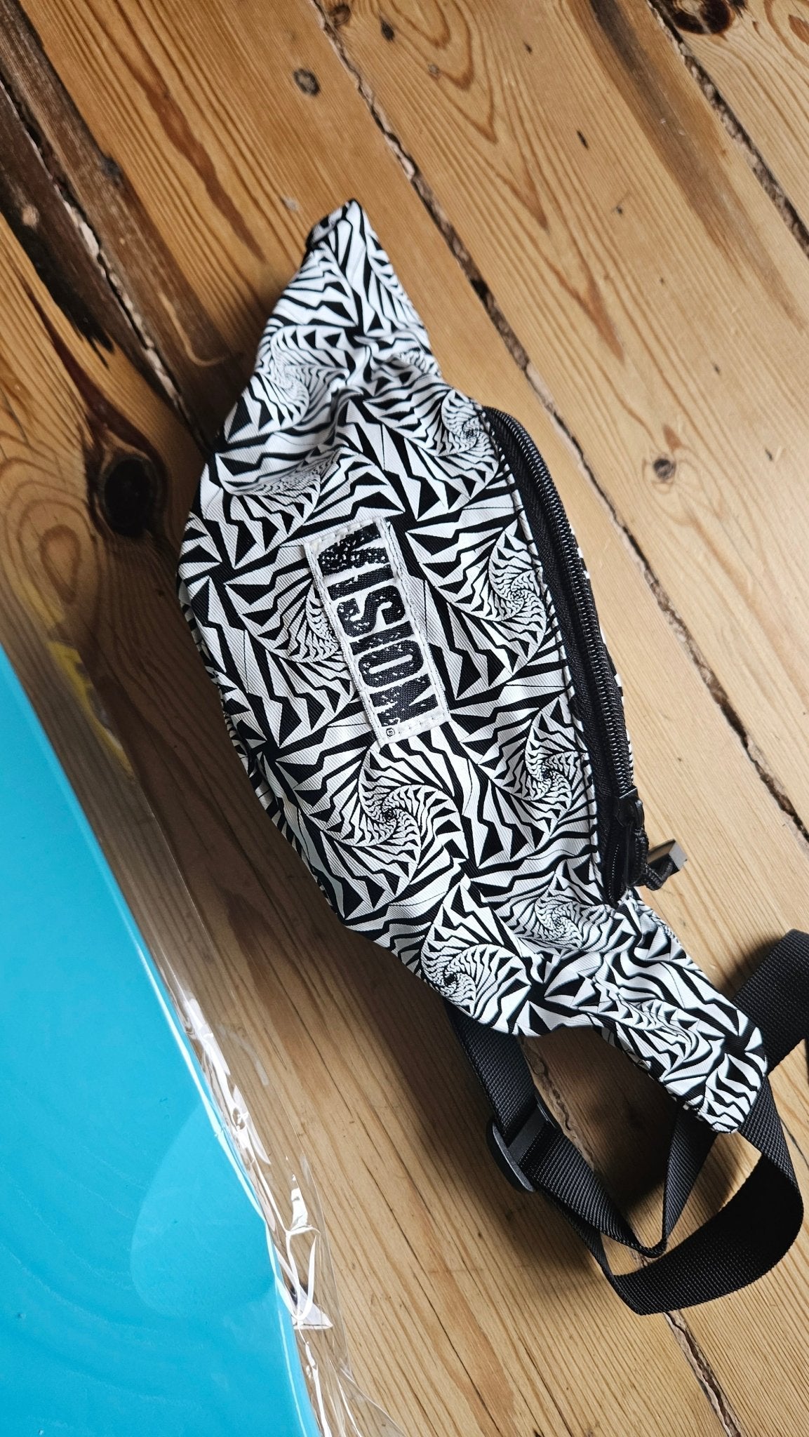 Combo Bumbag Vision (new old stock) Powell Peralta Bones Brigade Caballero Series 15 Skateboard Deck Light Blue 10.09 - SkateTillDeath.com